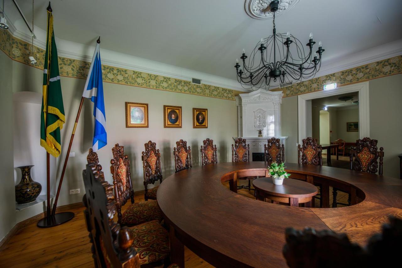 Saka Manor Hotel Ngoại thất bức ảnh