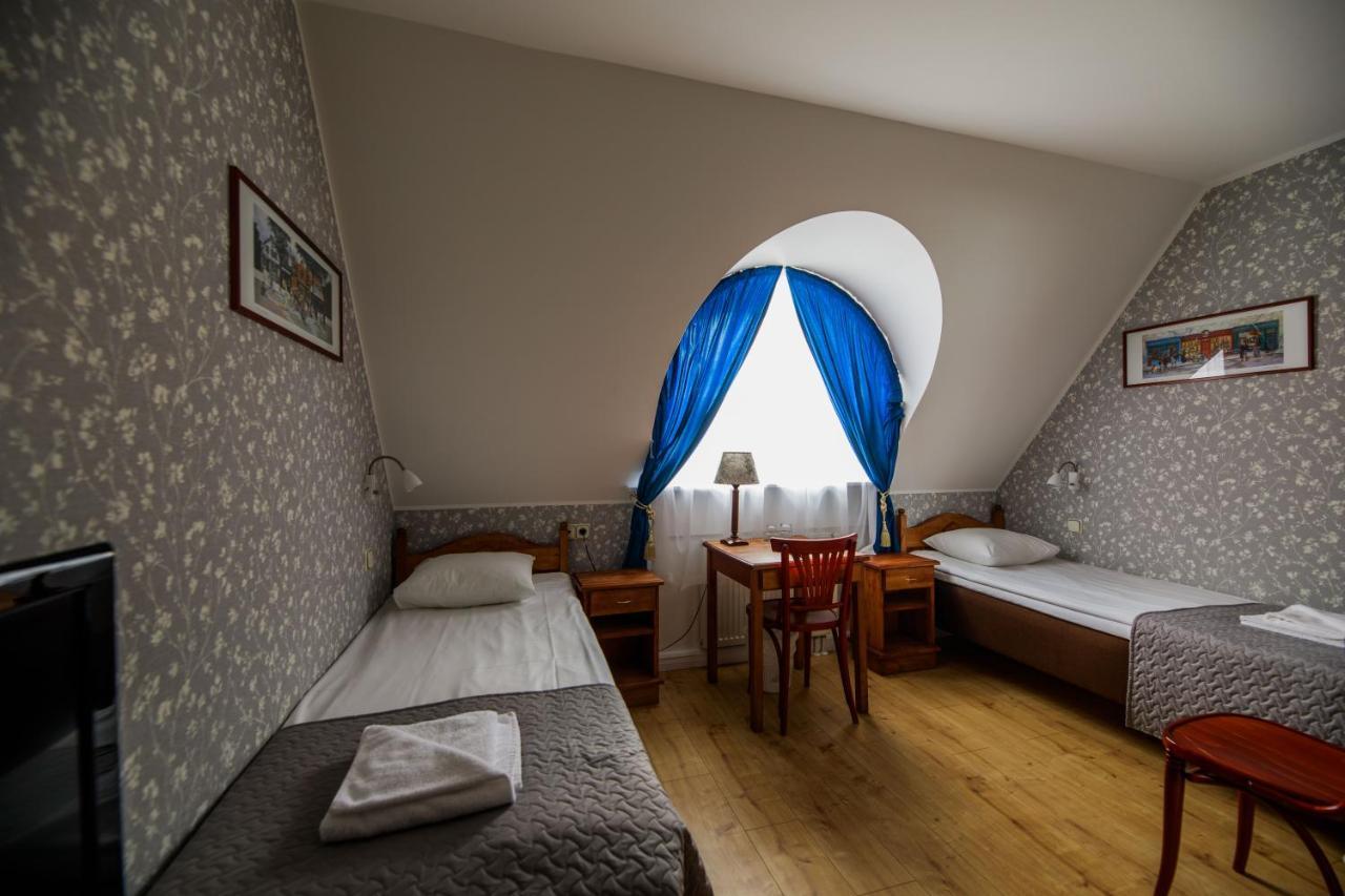 Saka Manor Hotel Ngoại thất bức ảnh
