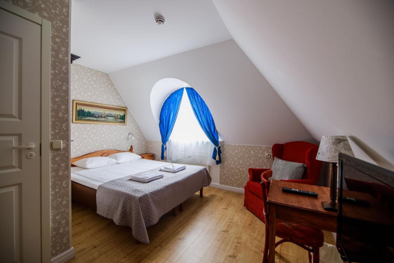 Saka Manor Hotel Ngoại thất bức ảnh