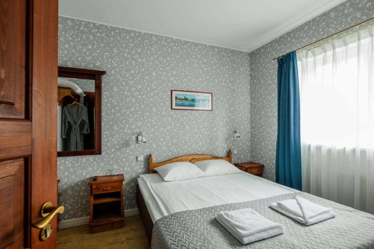 Saka Manor Hotel Ngoại thất bức ảnh