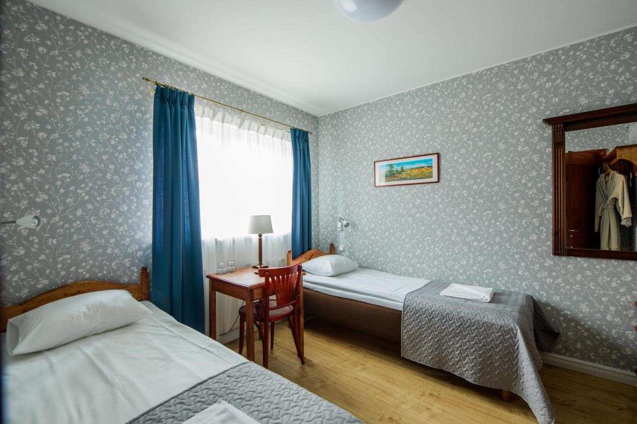 Saka Manor Hotel Ngoại thất bức ảnh