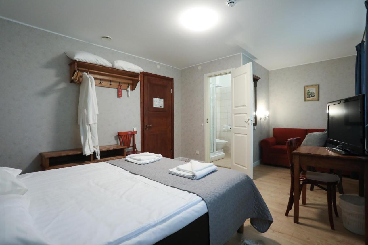Saka Manor Hotel Ngoại thất bức ảnh